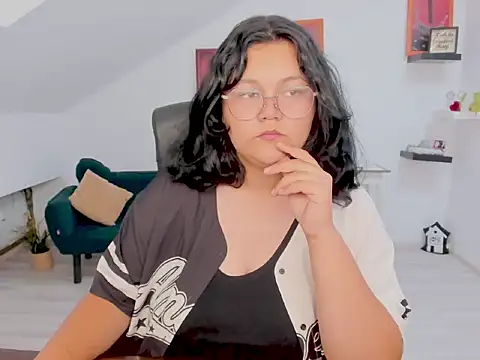HaraNoir's Live XXX Chat