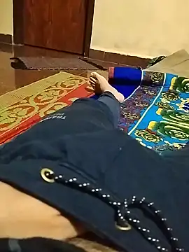 Govnilesh Adlı Modelin Canlı XXX Sohbeti