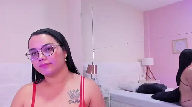 Sarah_Hiill_'s Live XXX Chat