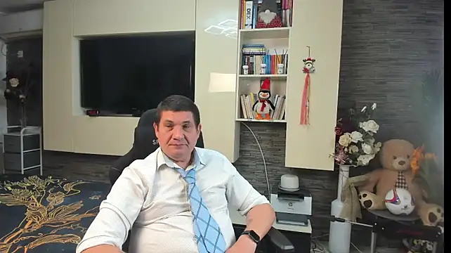 SpartacusDaddy48 লাইভ XXX চ্যাট