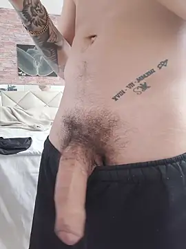 AlphaMasterXxx 라이브 XXX 채팅