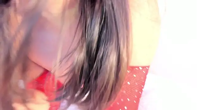 Chatroom XXX en direct de thamiina__