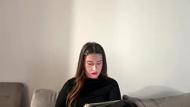 Elvani Chat XXX in diretta