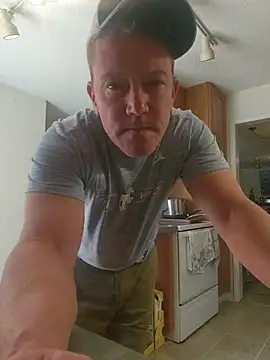 Bigtater1999's Live XXX Chat