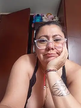 EmmaJhomson's Live XXX Chat