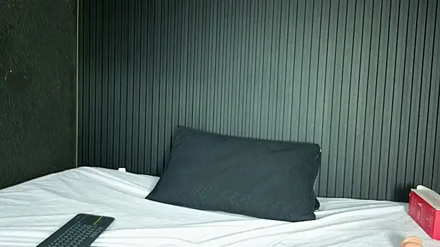 isis_taylor1's Live XXX Chat
