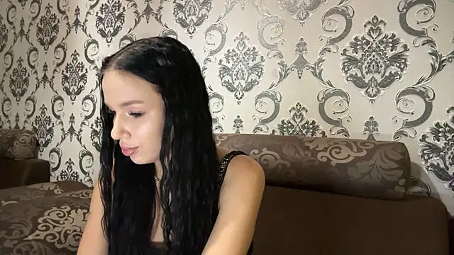 Živý XXX chat EmmyHone