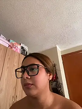 Miabonnett_ Chat XXX in diretta