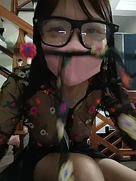 Živý XXX chat Emma_Linh