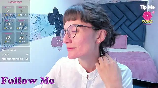 Chat +18 de Valery_More__ ao vivo