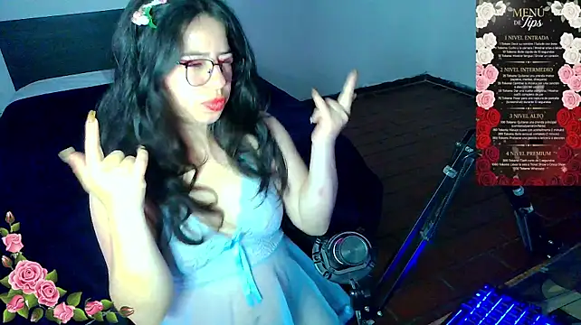 Živý XXX chat Emmily_Tulip