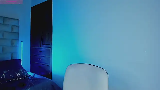 Živý XXX chat HollyGrey_