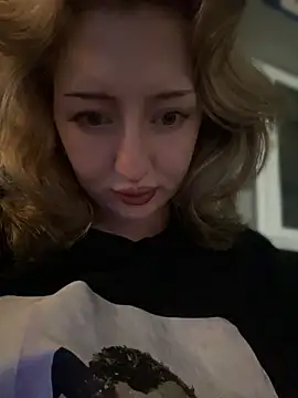RonnieKissのライブXXXチャット