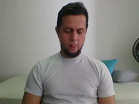 TRIISTAN_KING10 网络视讯表演