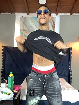 Salomon_koude's Live XXX Chat