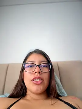 Saracalderon Chat XXX in diretta