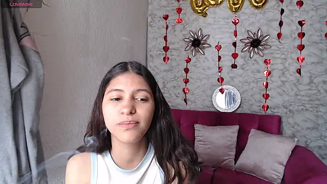 Evagirl69's Live XXX Chat