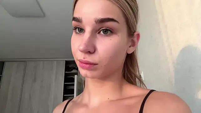 PickmeGirl – Kamerová šou
