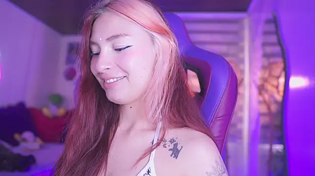 Rebecah_1 – Naživo XXX chat