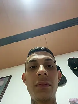 XXX chat uživo modela fran777775