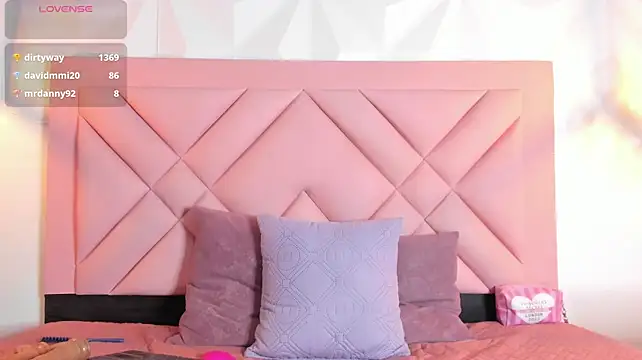 Živý XXX chat Caroline_daring