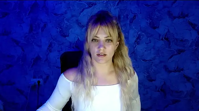 Chatroom XXX en direct de nika_gold1