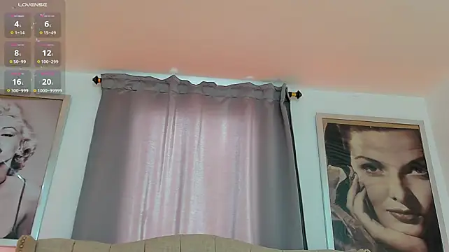 Beautyari_: онлайн-секс-чат