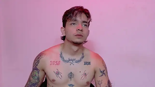 XXX chat uživo modela AliceandMax