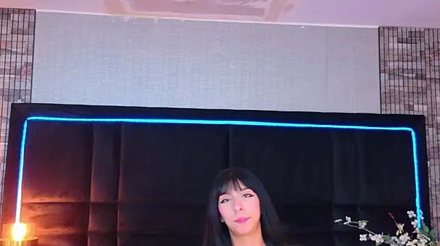 Chat XXX ao vivo de LaylaaDoll
