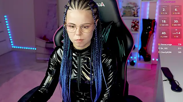 QueenAliceX: απευθείας συνομιλία ΧΧΧ