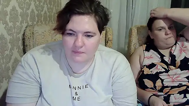 EmmaXKristall – Live XXX-chat