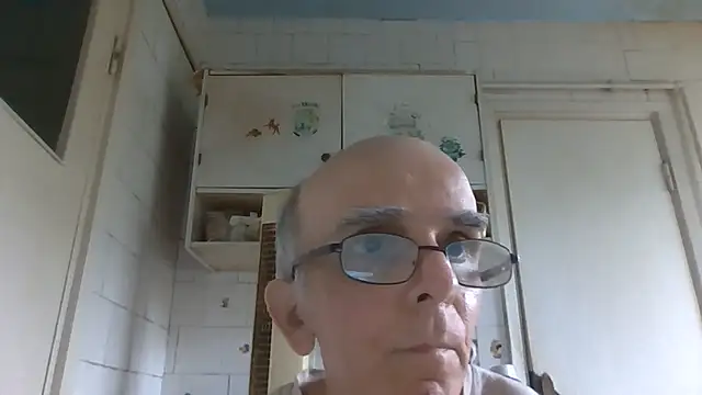 Chat XXX en directo de mariusica1@xh