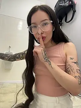 Show de babydolll na webcam