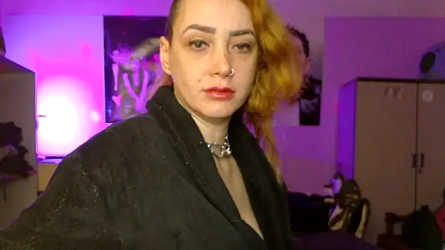 Chat +18 de VioletFox26 ao vivo