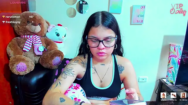 angelina_77's Live XXX Chat