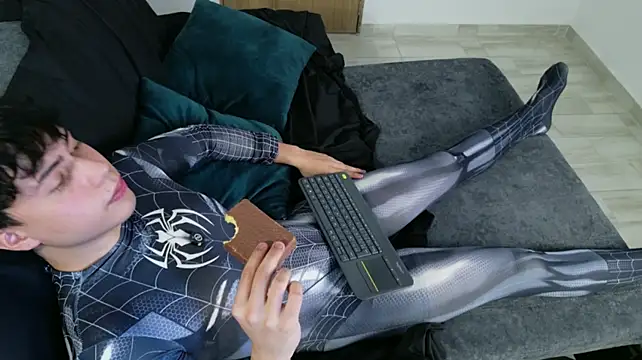 Chat +18 de Edward_oa ao vivo
