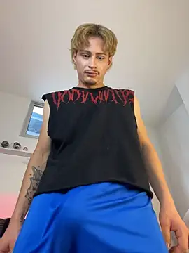 AleFoxx_n Live XXX chat