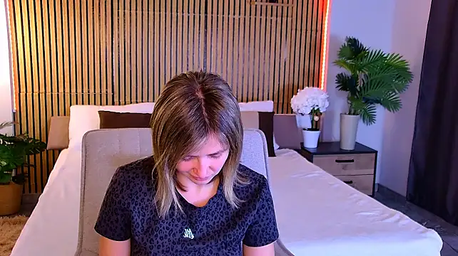 Chat XXX en directo de EmeraldGlow