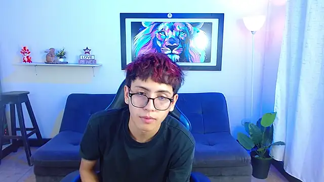 alexcum_18 Chat XXX in diretta