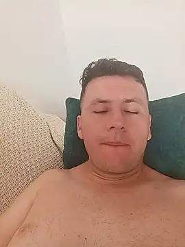 Maduro-Mariquita's Live XXX Chat