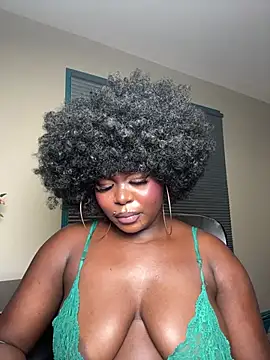 Chatroom XXX en direct de WomanNextdoor1