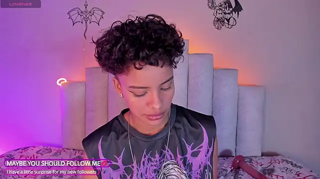 BeckaBlue's Live XXX Chat