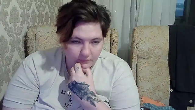 Chatroom XXX en direct de EmmaXKristall