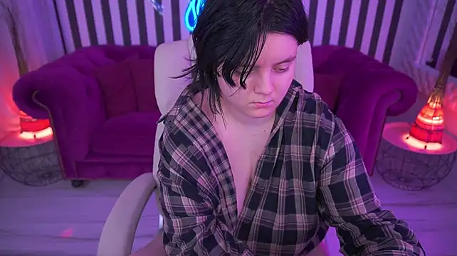 LittleShyy Chat XXX live