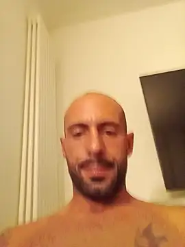 XXX chat uživo modela SteveBig91