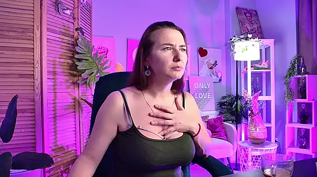 Golden_Dragon Live XXX-chat