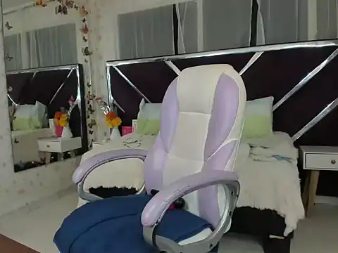 دردشة sofia_thomson_ الجنسية المباشرة
