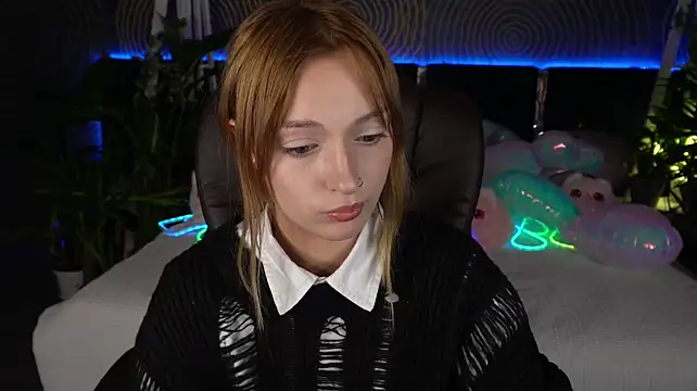LizzaMoonn Adlı Modelin Canlı XXX Sohbeti
