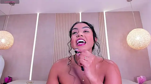 eva_lain's Live XXX Chat