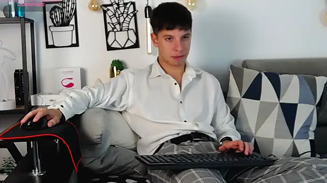 ThomasEdisonn 라이브 XXX 채팅